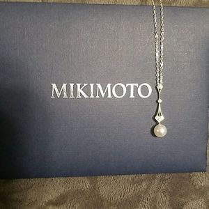 Mikimoto Pearl & Diamond pendant necklace
